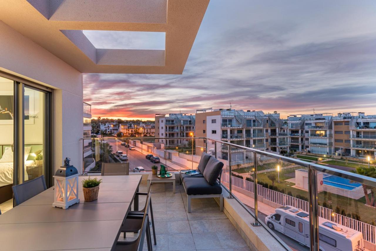La Zenia Cocoon: Luxury Penthouse with Jacuzzi & Wellness Amenities Apartment Dehesa de Campoamor  Exterior photo
