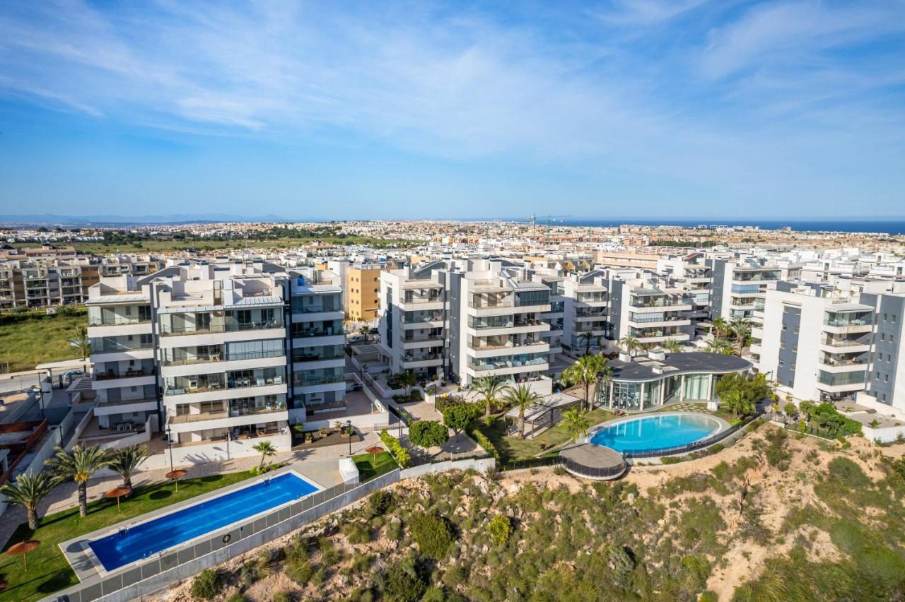 La Zenia Cocoon: Luxury Penthouse with Jacuzzi & Wellness Amenities Apartment Dehesa de Campoamor  Exterior photo