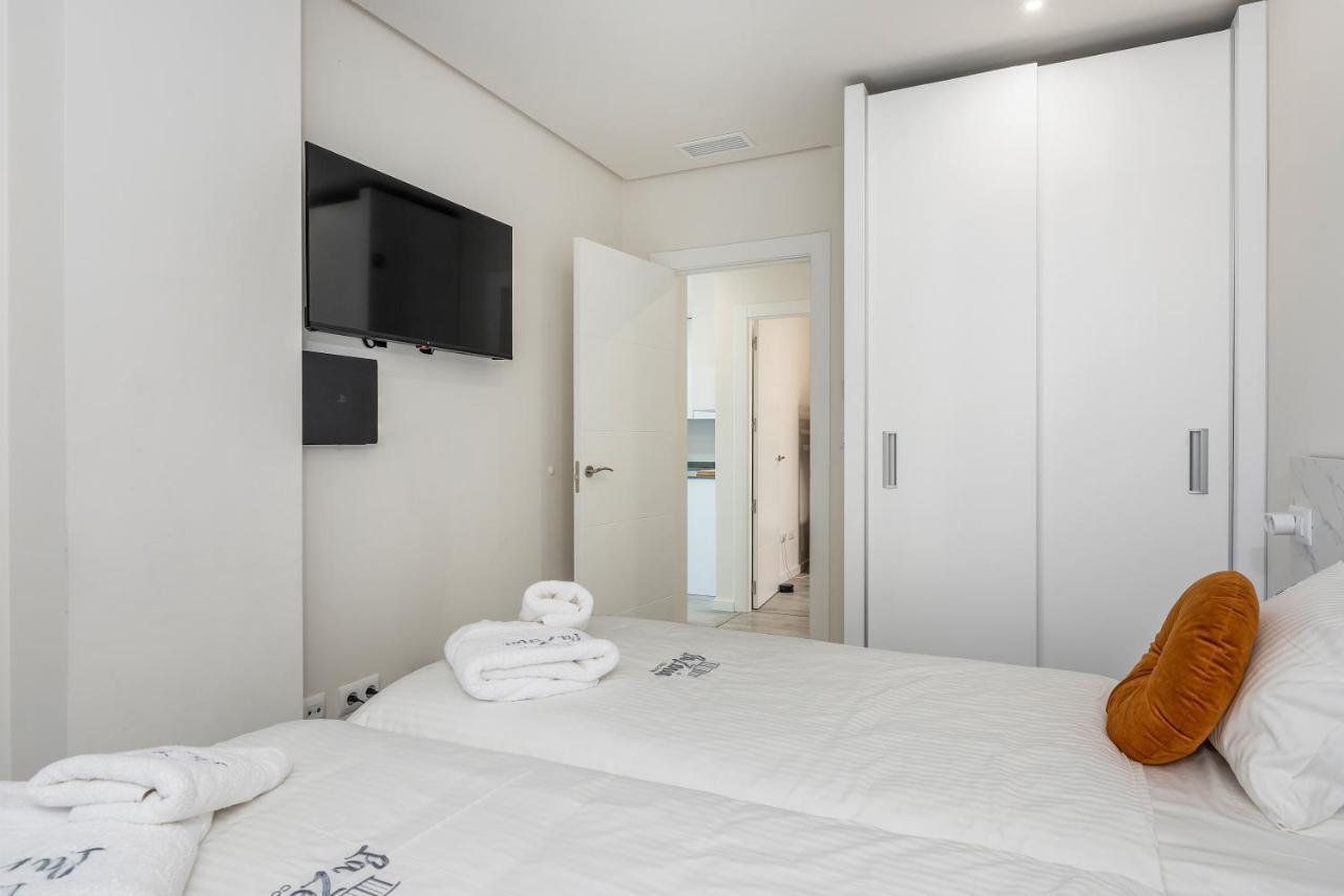 La Zenia Cocoon: Luxury Penthouse with Jacuzzi & Wellness Amenities Apartment Dehesa de Campoamor  Exterior photo